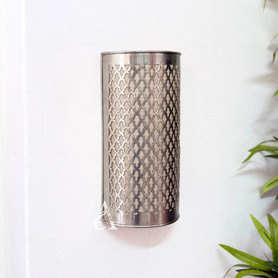 Khmissa wall light in silver-plated brass