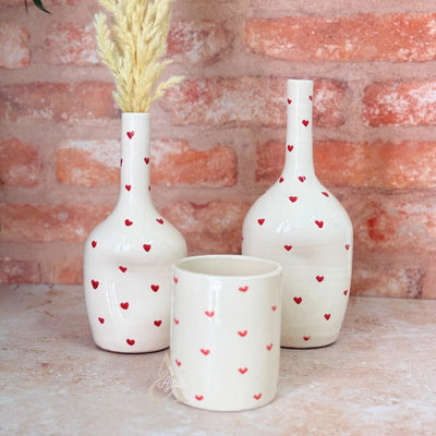 Tayri red heart vase