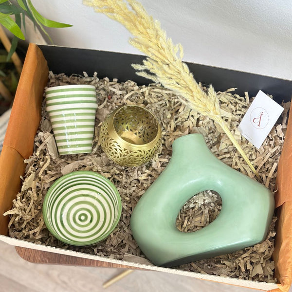 XL handcrafted green striped gift box