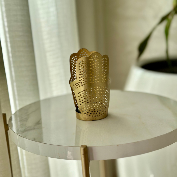 Khmissa openwork gilded brass candle holder