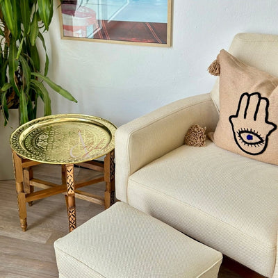 Table traditionnelle Marocaine en bois et laiton - Ajbir