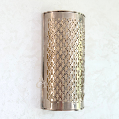 Khmissa wall light in silver-plated brass