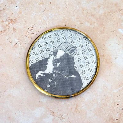 Adal black and white saucer - Glass and Brass