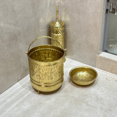 Traditional medium brass bucket