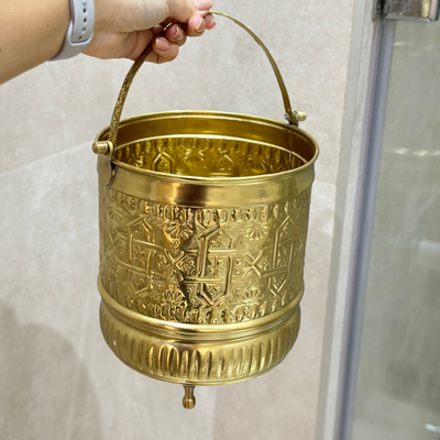 Traditional medium brass bucket