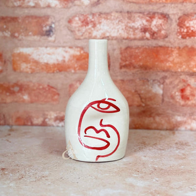 Red Oudm bottle vase