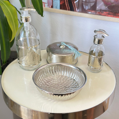 Distributeur de savon en verre et laiton argenté grand Adrar - Ajbir