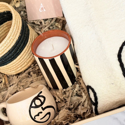 XL Oudm Black and White Handcrafted Gift Box