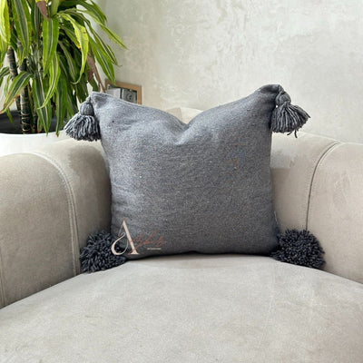 Housse de Coussin à pompons 50cmx50cm Gris foncé - Ajbir