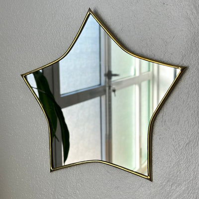 Titrit Mirror