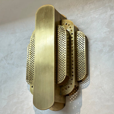 Inana wall sconce in gilded brass