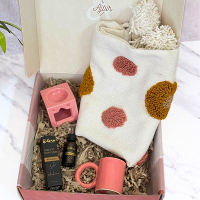 Sokkara Awardi Handcrafted Gift Box