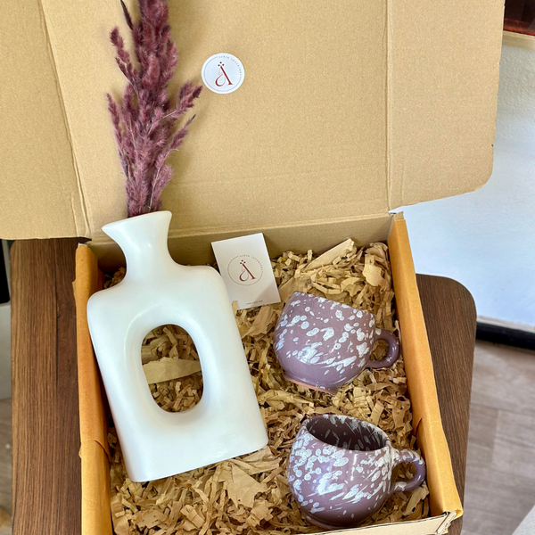 Riad White Handcrafted Gift Box