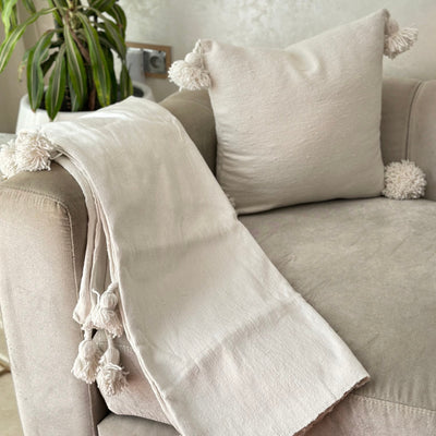 Plain white pompom handmade blanket 2.80m x 2 m