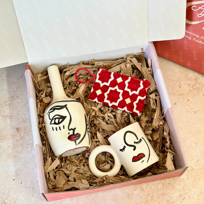 Oudm Red Handcrafted Gift Box