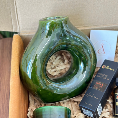 Aknari Green Handcrafted Gift Box