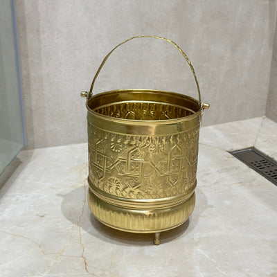 Traditional medium brass bucket