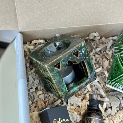 Tizwelt green handmade gift box