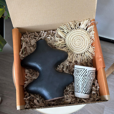 Tayyugt Black Handcrafted Gift Box