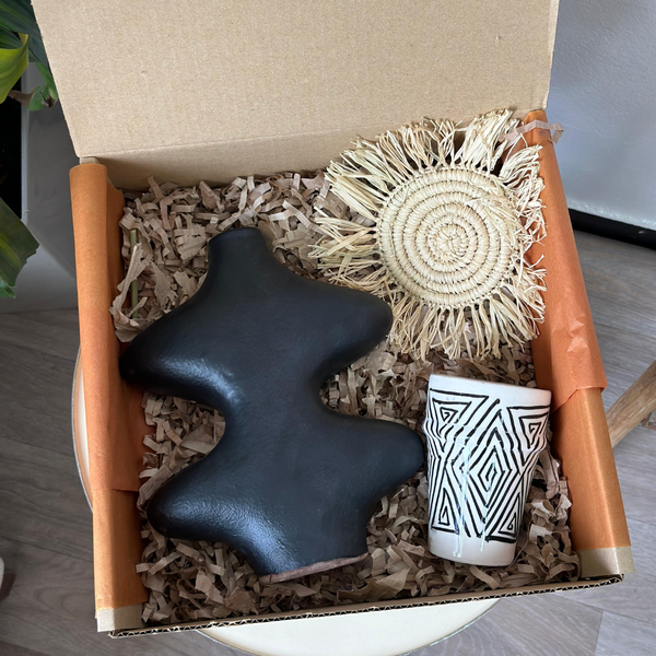Tayyugt Black Handcrafted Gift Box