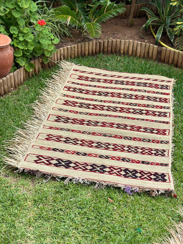 Tapis Extérieur en osier et laine 1m70/1m20 - Ajbir