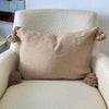 Housse de Coussin à pompons beige 50cmx40cm - Ajbir