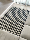 Tapis Beni Ouarain damier noir et blanc - 2,53m / 1,54m