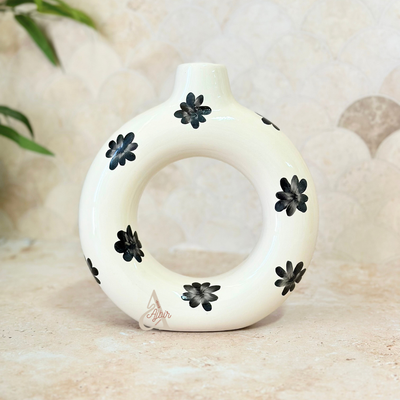 Tafoukt flower vase