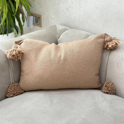 Housse de Coussin à pompons beige 50cmx40cm - Ajbir