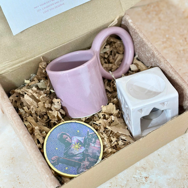 Tamu Handcrafted Gift Box