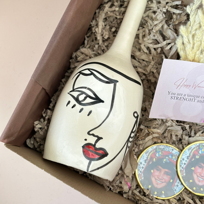 Women's Day Oudm Red Handcrafted Gift Set