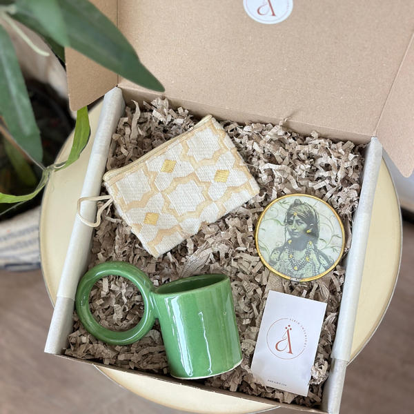 Thuda Green Handcrafted Gift Box