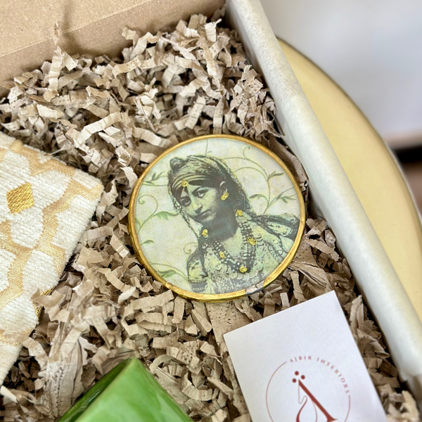 Thuda Green Handcrafted Gift Box