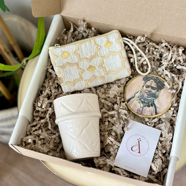 Ilma beige handmade gift box