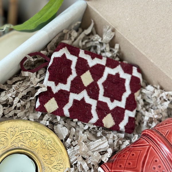 Mini Tizwelt Bordeaux Handcrafted Gift Box