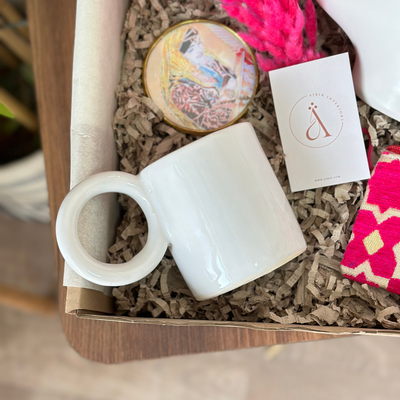 Tayyugt White and Pink Handcrafted Gift Box